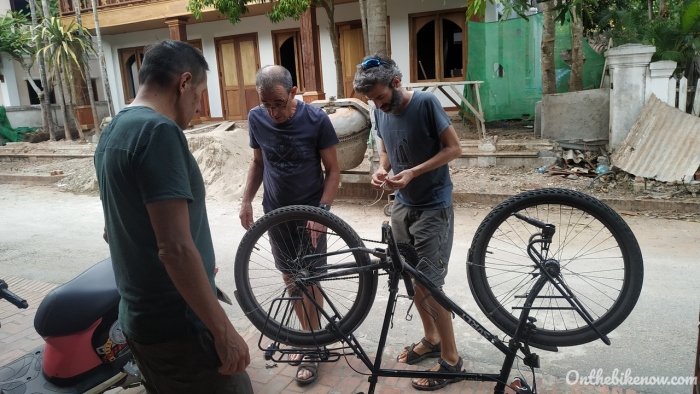 Luang Prabang - Atelier réparation des vélos