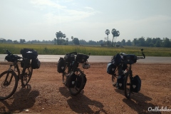 Sur la route entre Ban Naxou et Phonkho