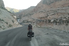 Sur la route de Douchanbé